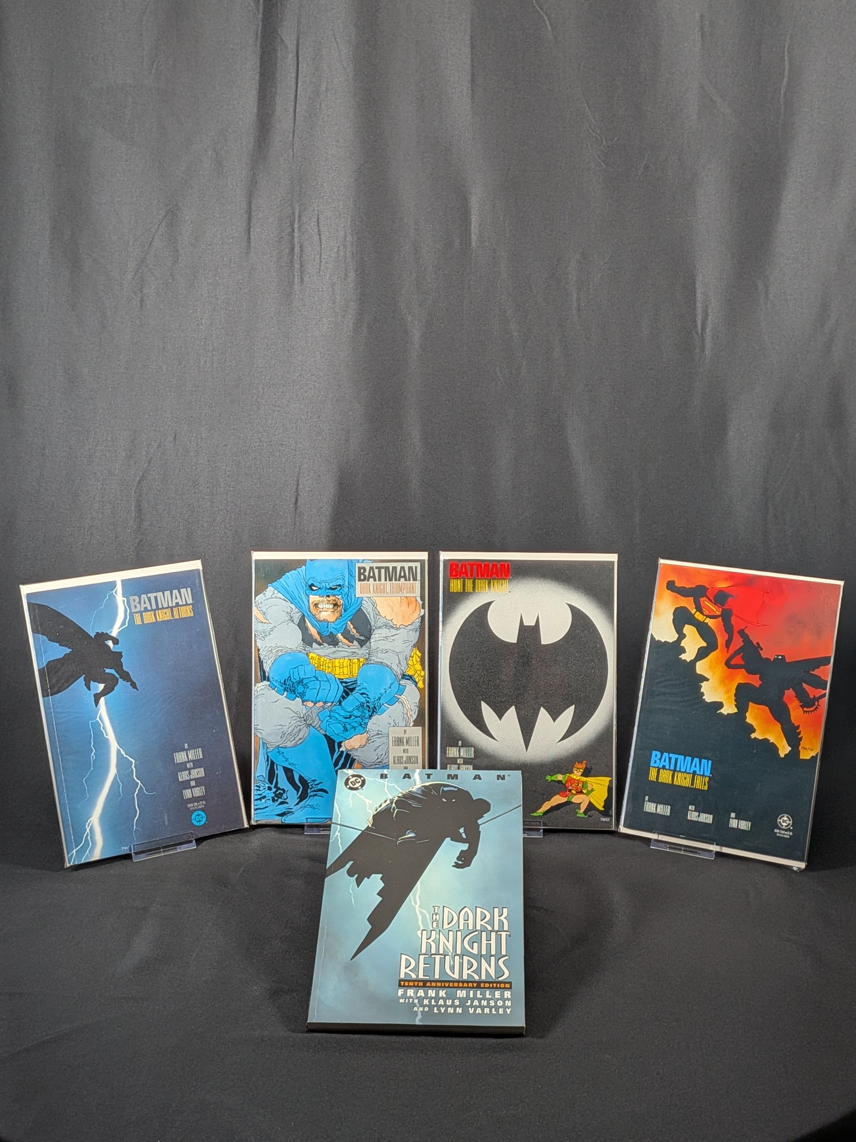 Batman Dark Knight Trilogy 17-Book Lot | DKR #1–4, DK2 & DKIII