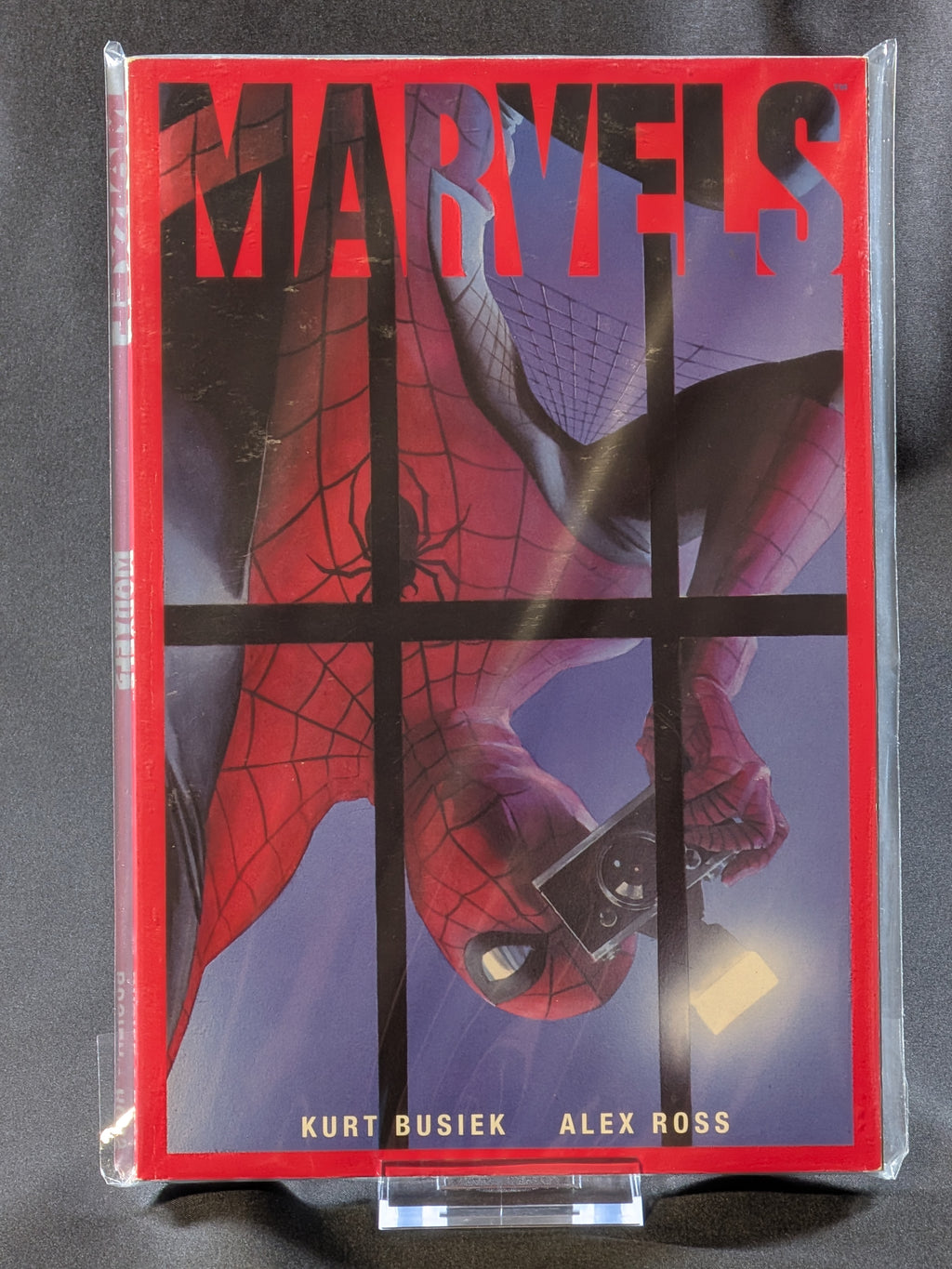 Marvels | Kurt Busiek & Alex Ross | Classic Marvel TPB