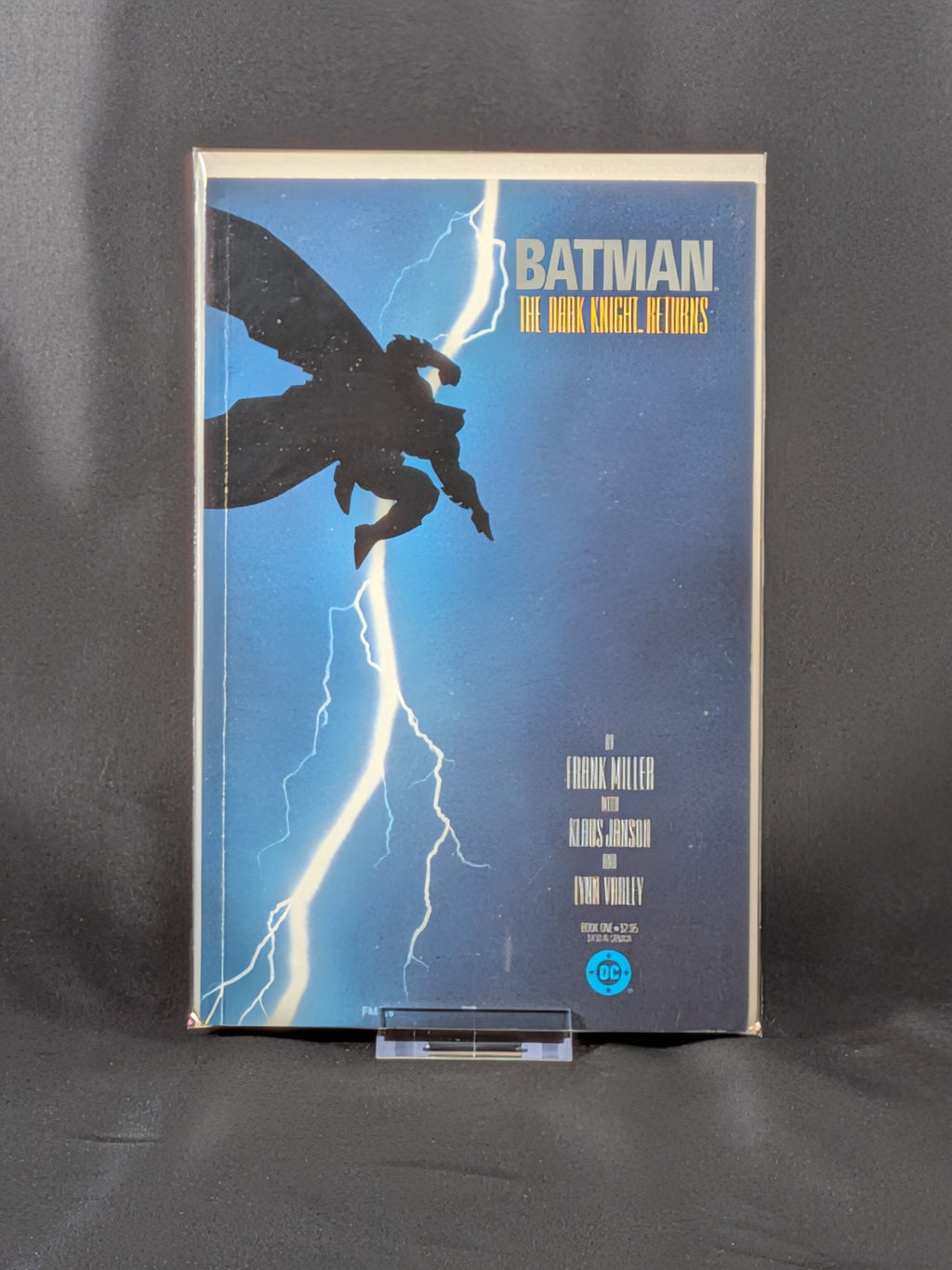 Batman Dark Knight Trilogy 17-Book Lot | DKR #1–4, DK2 & DKIII
